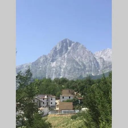 Nyaraló La Montagna Incantata Isola del Gran Sasso dʼItalia