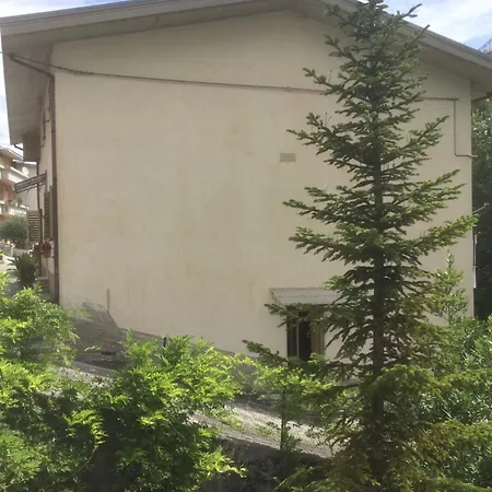 La Montagna Incantata Casa de Férias Isola del Gran Sasso dʼItalia