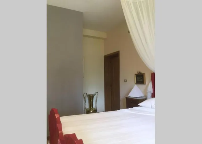 La Montagna Incantata Isola del Gran Sasso dʼItalia